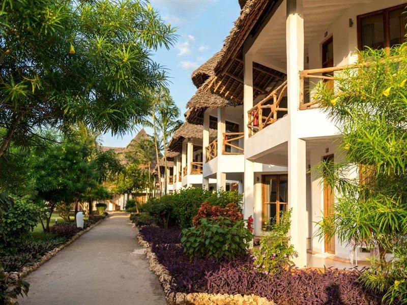 Baobab Beach Resort Нунгві Екстер'єр фото