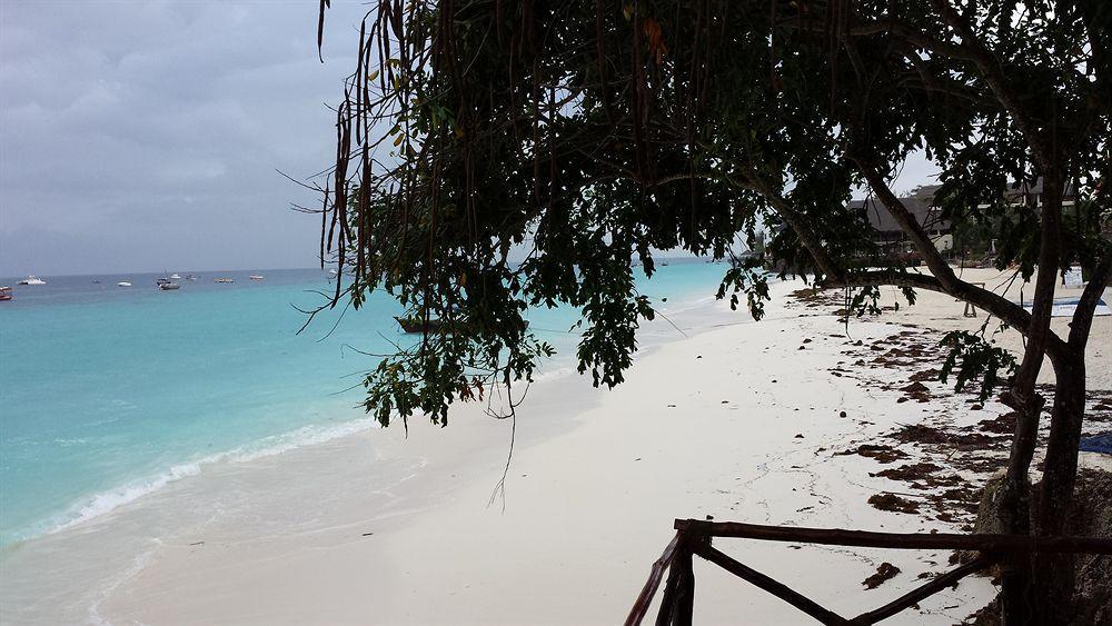 Baobab Beach Resort Нунгві Екстер'єр фото